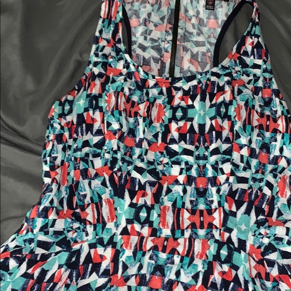 Dress - Picture 3 of 4